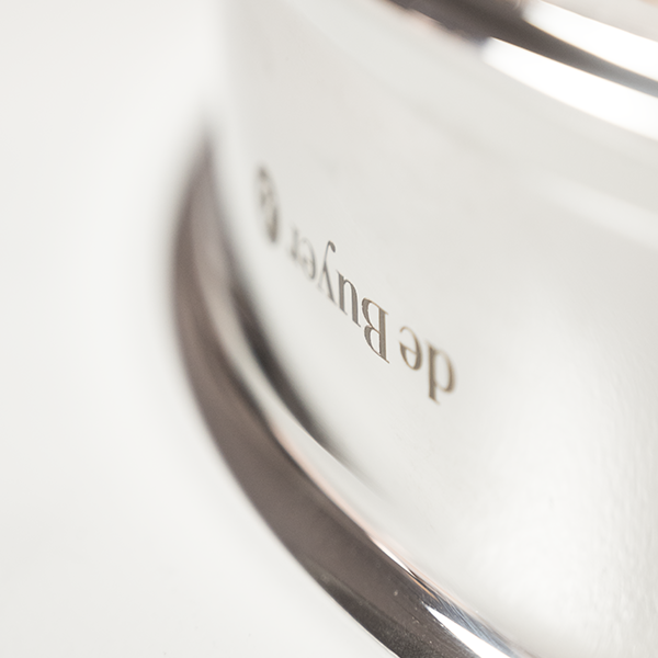 Le cuit-vapeur de 24 cm